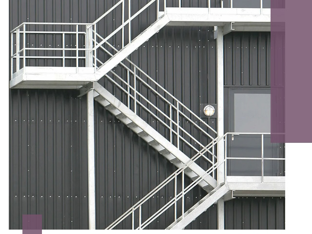 Изготовление и монтаж пожарных лестниц в Липецке быстро и надежно