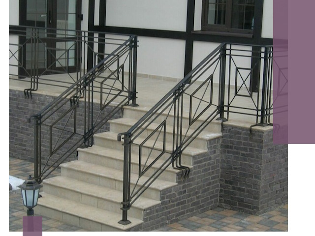 Перила для крыльца в Липецке — монтаж, изготовление и установка