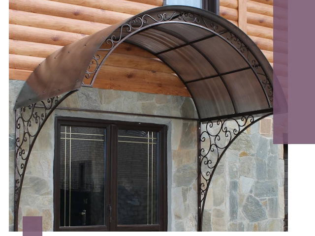 Арочные козырьки под ключ в Липецке: изготовление и монтаж